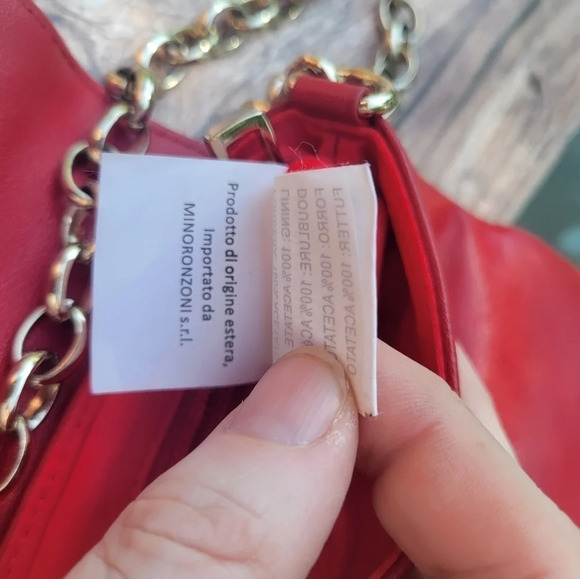 Tosca Blu Cross Body Leather Purse with  Chain Strap - Picture 9 of 9